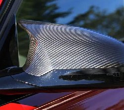 輕量化汽車的碳纖維汽車零配件有哪些？